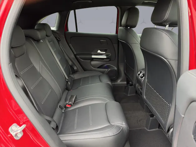 MERCEDES-BENZ GLA-Klasse H247 GLA 250 Swiss Star AMG Line 4matic