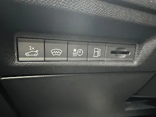PEUGEOT 408 1.6 PHEV 225 GT