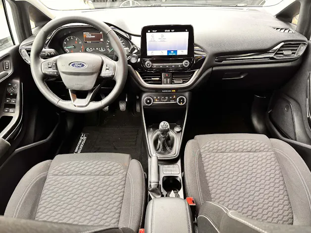 FORD Fiesta 1.1 Titanium