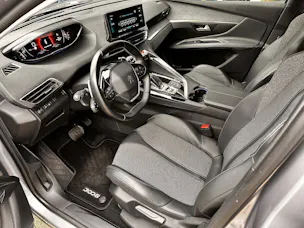 PEUGEOT 3008 1.2 PureTech Allure Pack 5 Jahre Garantie