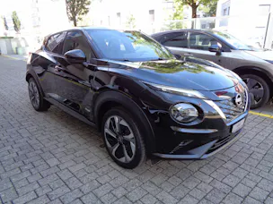 NISSAN Juke 1.6 Hybrid Tekna