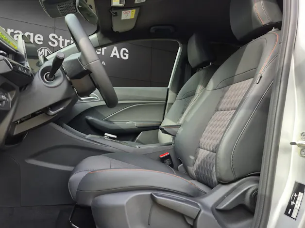 MG 3 1.5 Hybrid Luxury