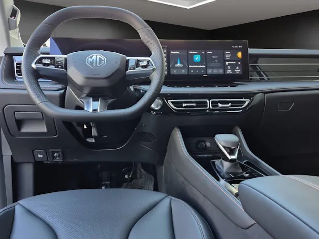 MG HS 1.5 Hybrid Luxury
