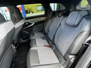 PEUGEOT 5008 1.2 Hybrid Allure Premium 8 Jahre Garantie