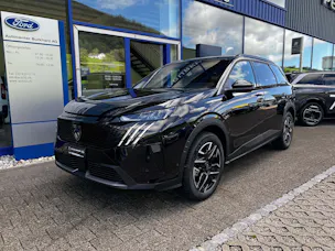 PEUGEOT 5008 1.2 Hybrid Allure Premium 8 Jahre Garantie