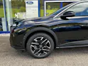 PEUGEOT 5008 1.2 Hybrid Allure Premium 8 Jahre Garantie