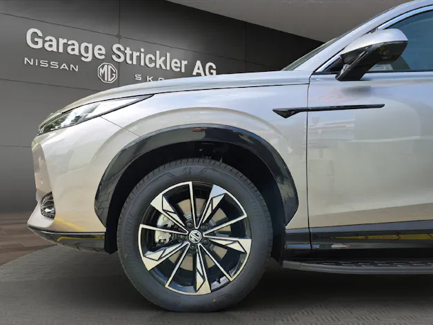 MG HS 1.5 PHEV Luxury