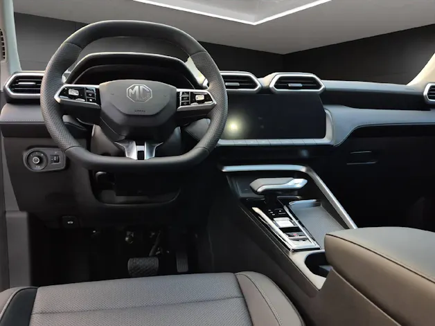 MG ZS 1.5 Hybrid+ Luxury Sunroof