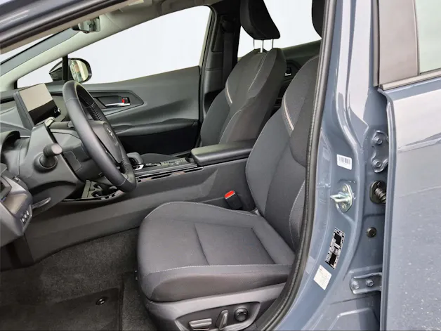 Toyota Prius 2.0 Plug-In-Hybrid Style inkl. Wartungsvertrag 4 Jahre / 60'000 km
