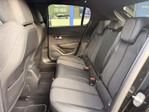 PEUGEOT 208 1.2 Hybrid 145 GT 5 Jahre Garantie