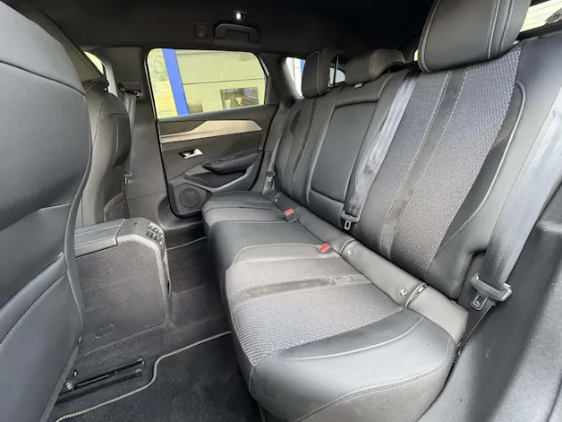 PEUGEOT 308 SW 1.2 Hybrid GT *5 Jahre Werksgarantie*