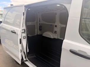 FORD Transit C Van 320 L1 2.5 Duratec 233 Trend PHEV