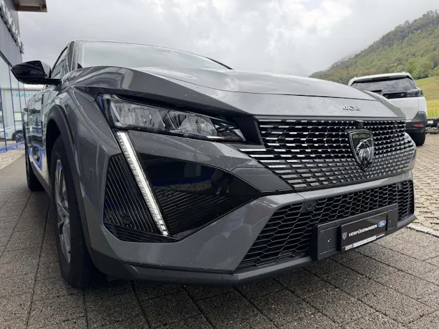 PEUGEOT 408 1.2 Hybrid Allure *5 Jahre Garantie*
