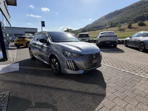 PEUGEOT 208 1.2 Hybrid Allure 5 Jahre Garantie