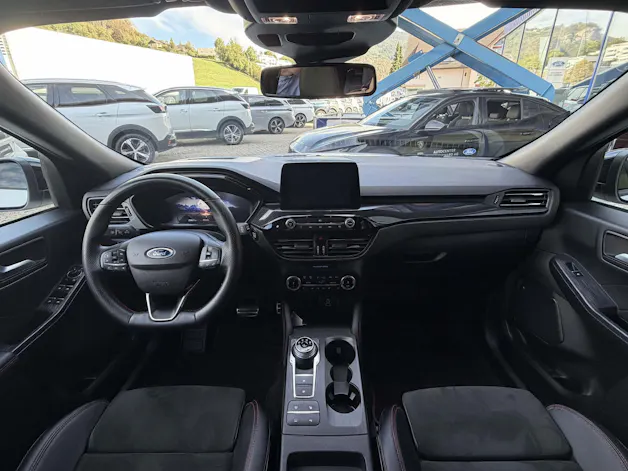 FORD Kuga 2.5 Hybrid ST-Line X 4x4