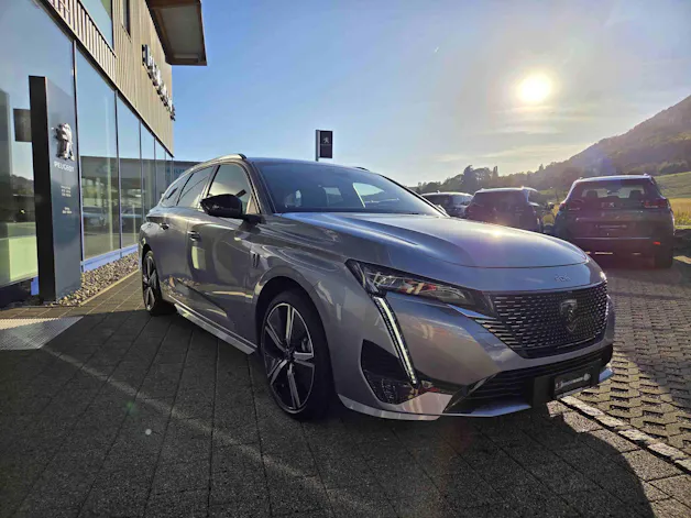 PEUGEOT 308 SW 1.2 Hybrid GT *5 Jahre Werksgarantie*