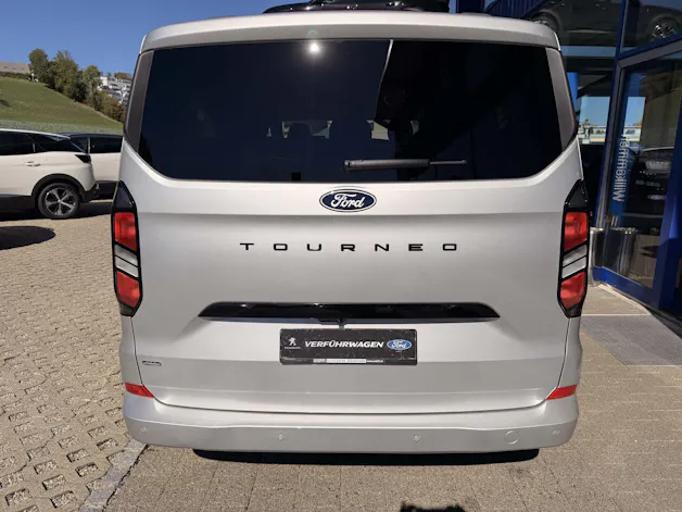 FORD Tourneo C Bus 340 L1 2.5 Duratec 233 Titanium PHEV 9 Plätzer