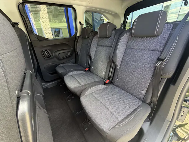 PEUGEOT Rifter Long 1.5 HDi 7-Plätzer Family Edition 1.9% Leasing
