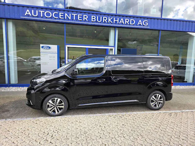 PEUGEOT Traveller Standard 2.2 BlueHDi 180 Family Edition S/S