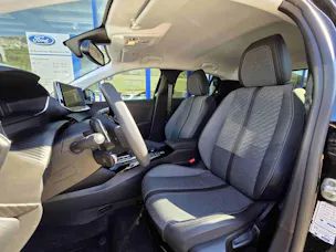 PEUGEOT 208 1.2 Hybrid Allure Premium