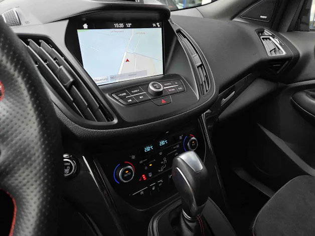 FORD Kuga 2.0 EcoB ST-Line X High