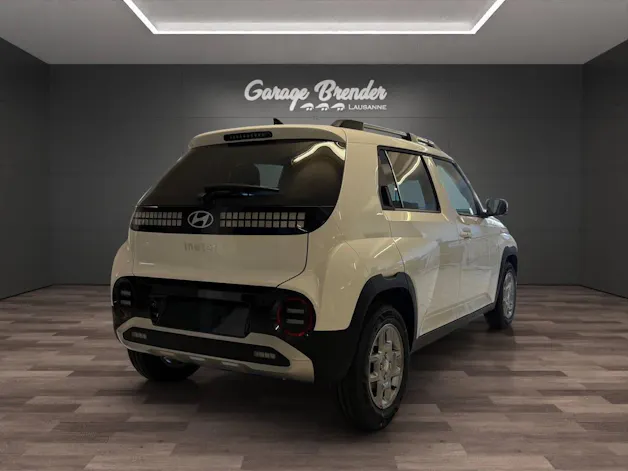 HYUNDAI Inster 49 kWh Electric Amplia