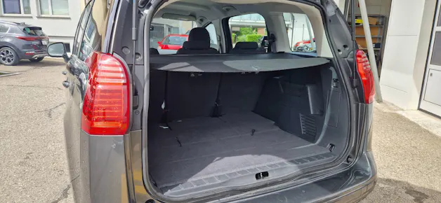 PEUGEOT 5008 1.2 PureTech Sensation