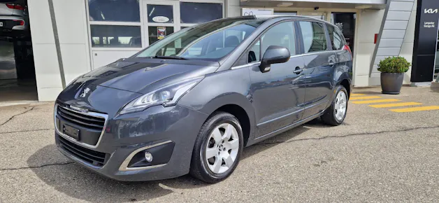 PEUGEOT 5008 1.2 PureTech Sensation