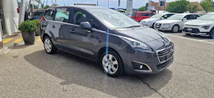 PEUGEOT 5008 1.2 PureTech Sensation