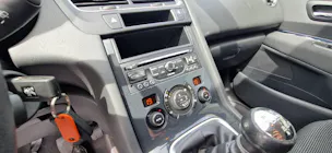 PEUGEOT 5008 1.2 PureTech Sensation