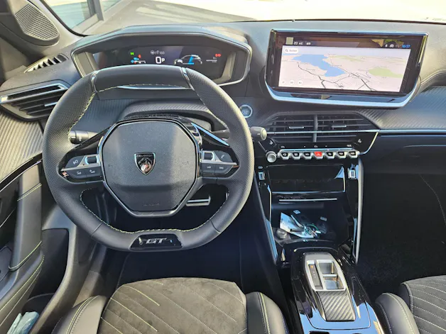 PEUGEOT 208 1.2 Hybrid 145 GT Exclusive