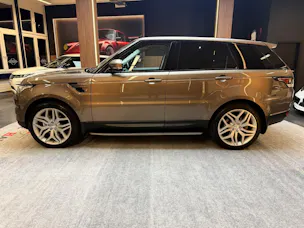 Land Rover Range Rover Sport 3.0 TDV6 SE