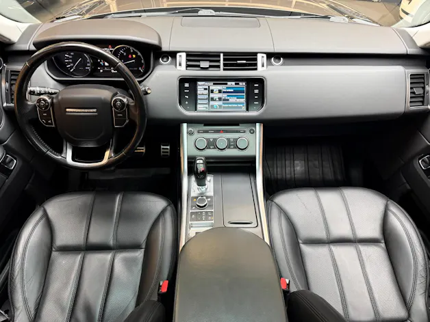 Land Rover Range Rover Sport 3.0 TDV6 SE