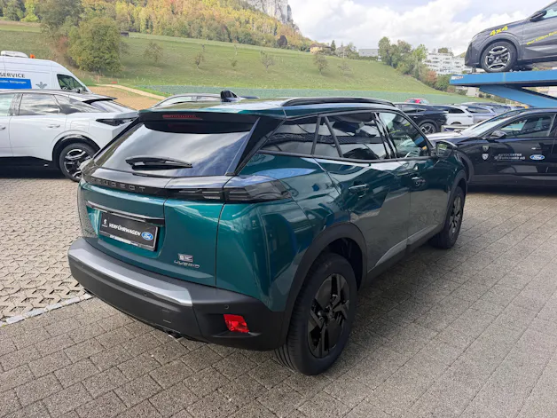 PEUGEOT 2008 1.2 Hybrid Envy