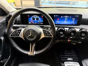 MERCEDES-BENZ A-Klasse W177 A 180 d Night Star