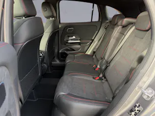 MERCEDES-BENZ GLA-Klasse H247 GLA 250 Swiss Star AMG Line 4matic