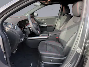 MERCEDES-BENZ GLA-Klasse H247 GLA 250 Swiss Star AMG Line 4matic