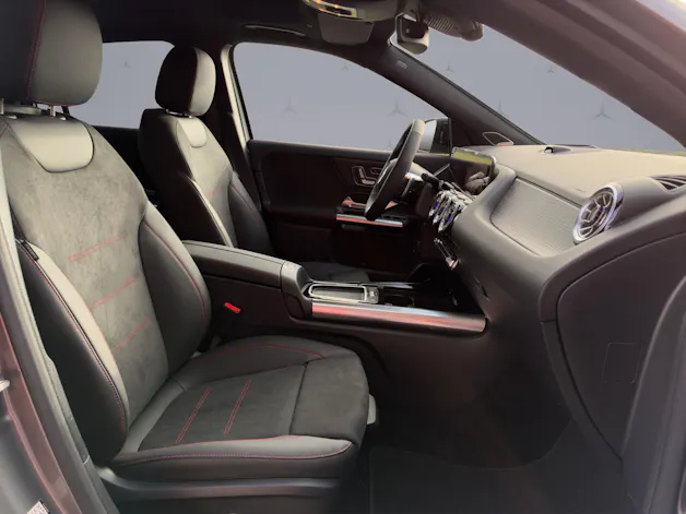 MERCEDES-BENZ GLA-Klasse H247 GLA 250 Swiss Star AMG Line 4matic
