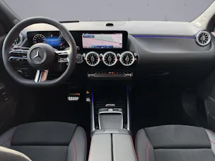 MERCEDES-BENZ GLA-Klasse H247 GLA 250 Swiss Star AMG Line 4matic
