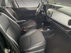Toyota Yaris 1.5 VVT-i HSD Sol