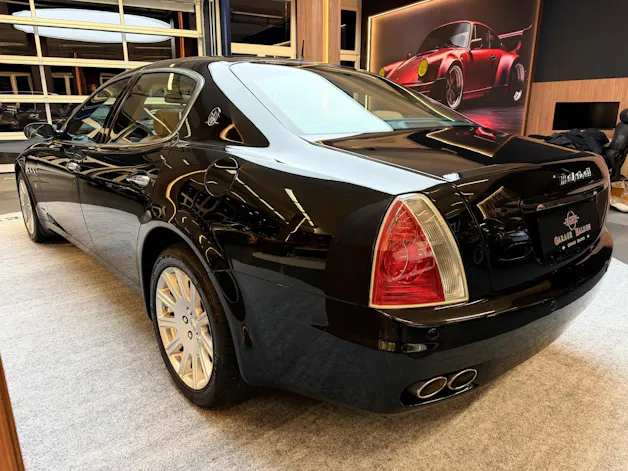 MASERATI Quattroporte 4.2 V8