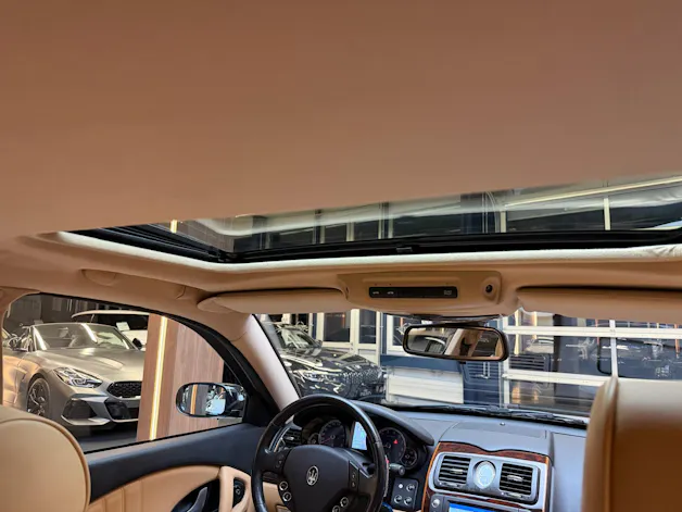 MASERATI Quattroporte 4.2 V8