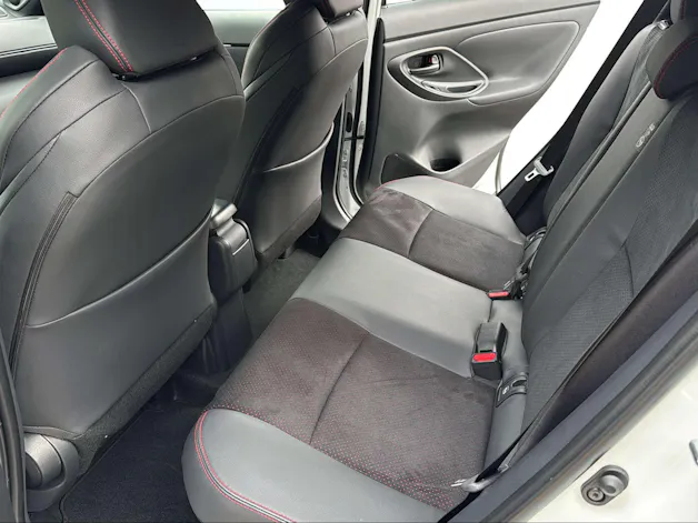 Toyota Yaris Cross 1.5 VVT-i HSD GR Sport