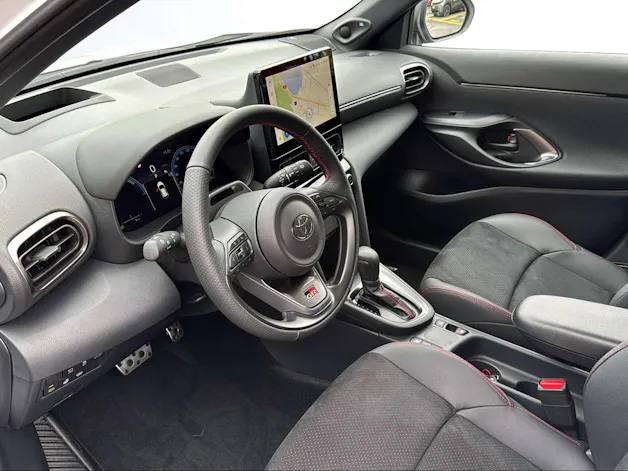 Toyota Yaris Cross 1.5 VVT-i HSD GR Sport