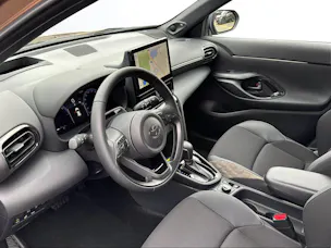 Toyota Yaris Cross 1.5 VVT-i HSD Premium AWD-i