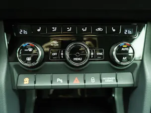 SKODA Karoq 1.5 TSI DSG Style