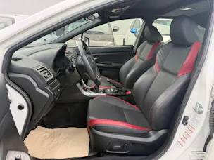 Subaru WRX STI 2.5 T Luxury