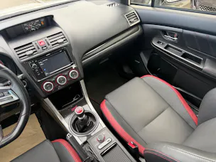 Subaru WRX STI 2.5 T Luxury
