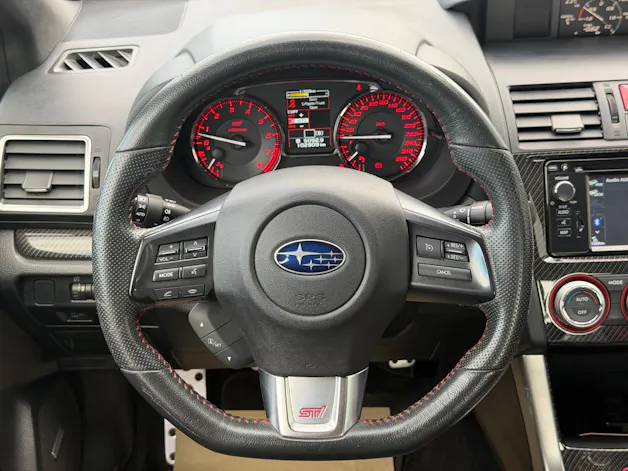 Subaru WRX STI 2.5 T Luxury