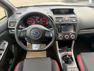 Subaru WRX STI 2.5 T Luxury